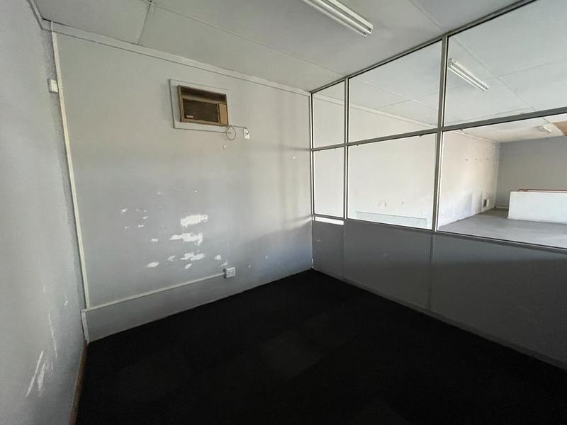 To Let commercial Property for Rent in Korsten Eastern Cape